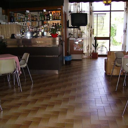 Hotel Villa Tua 리치오네 외부 사진