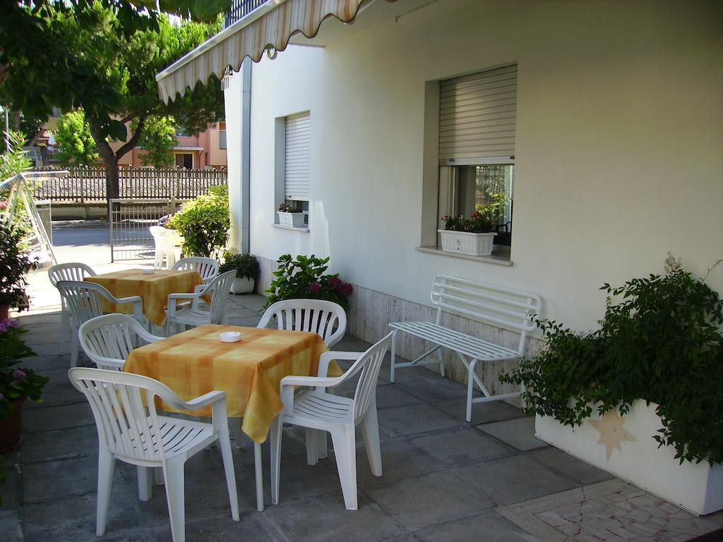 Hotel Villa Tua 리치오네 외부 사진
